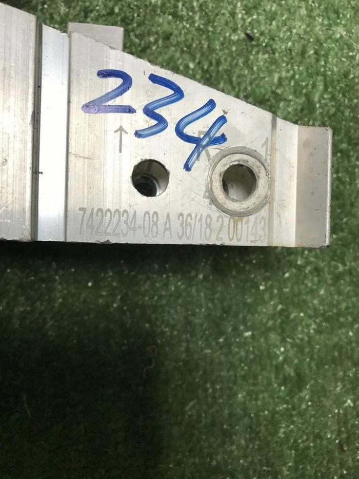 Кронштейн усилителя правый BMW 3er G20 (2018-н.в.)