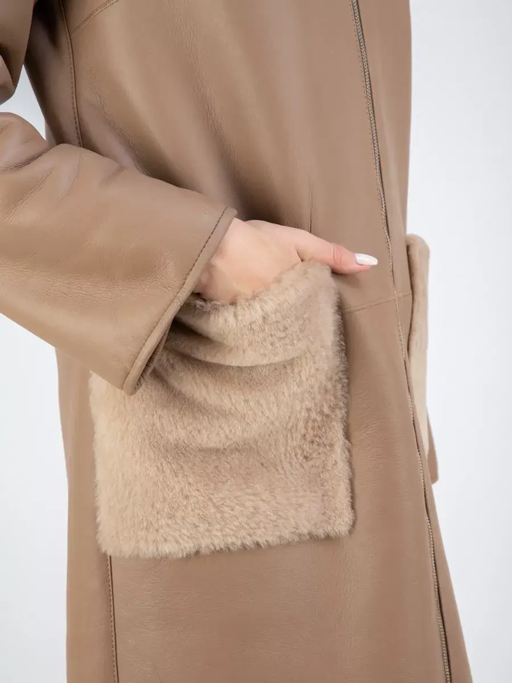 Дубленка натуральная с капюшоном длинная Турция