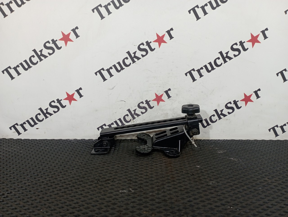 Кронштейн спойлера верхнего 2023г.