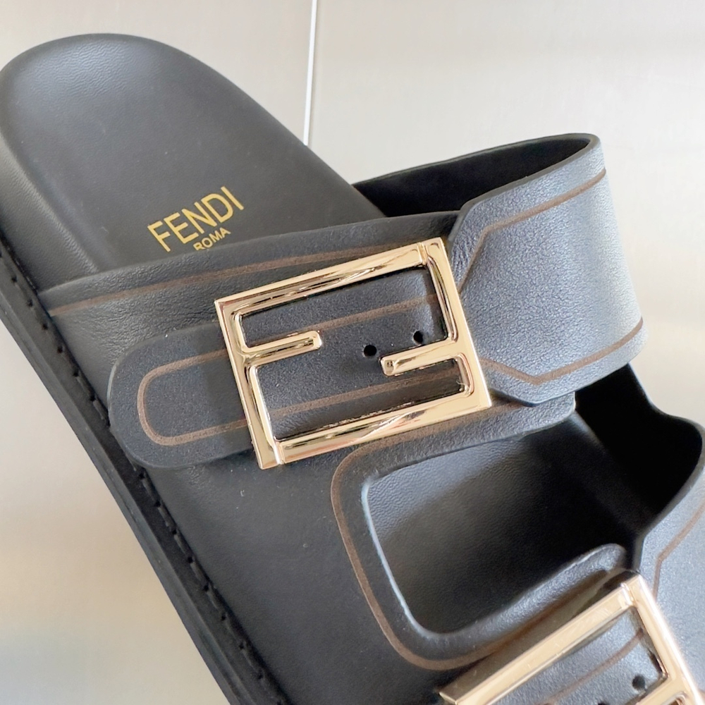Fendi Feel Slides
