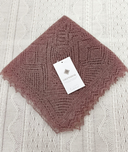 Оренбургский пуховый платок-паутинка А100-06 магнолия