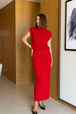 юбка макси в алом цвете