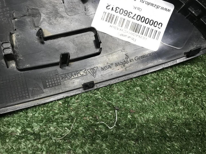 Накладка зеркала правая Porsche Cayenne 958 14-18