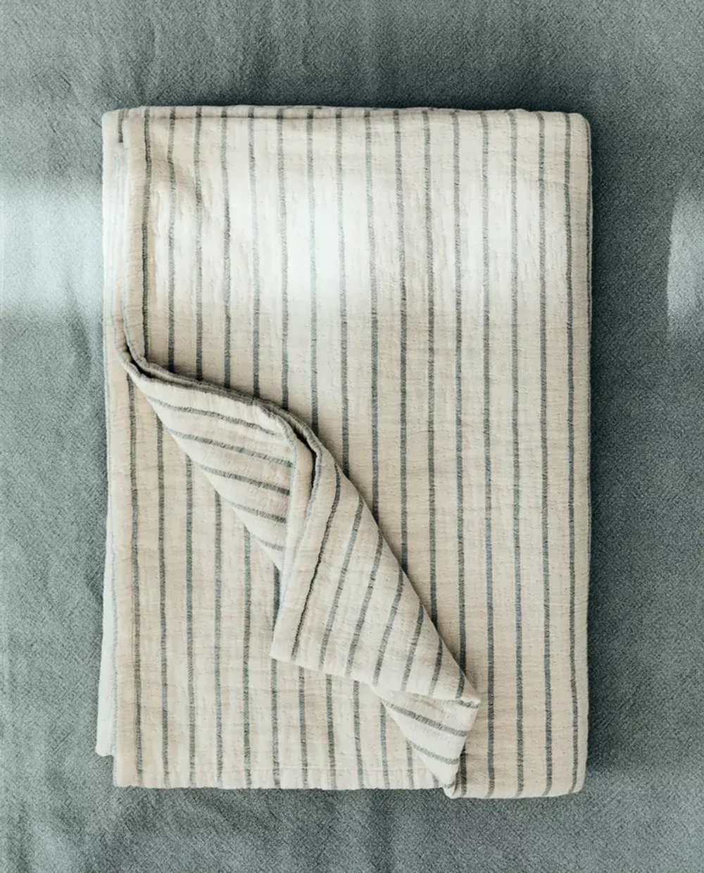 ZARA HOME ДЕТСКОЕ ПОКРЫВАЛО ИЗ МУСЛИНА В ПОЛОСКУ, ЗЕЛЕНЫЙ