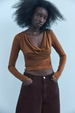 ZARA ТОП ИЗ ПОЛИАМИДА СО СБОРКАМИ, СВЕТЛО-КОРИЧНЕВЫЙ