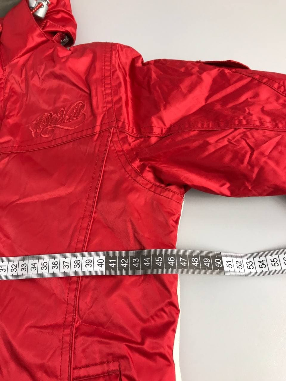 Куртка Oneill яркая 42 размер