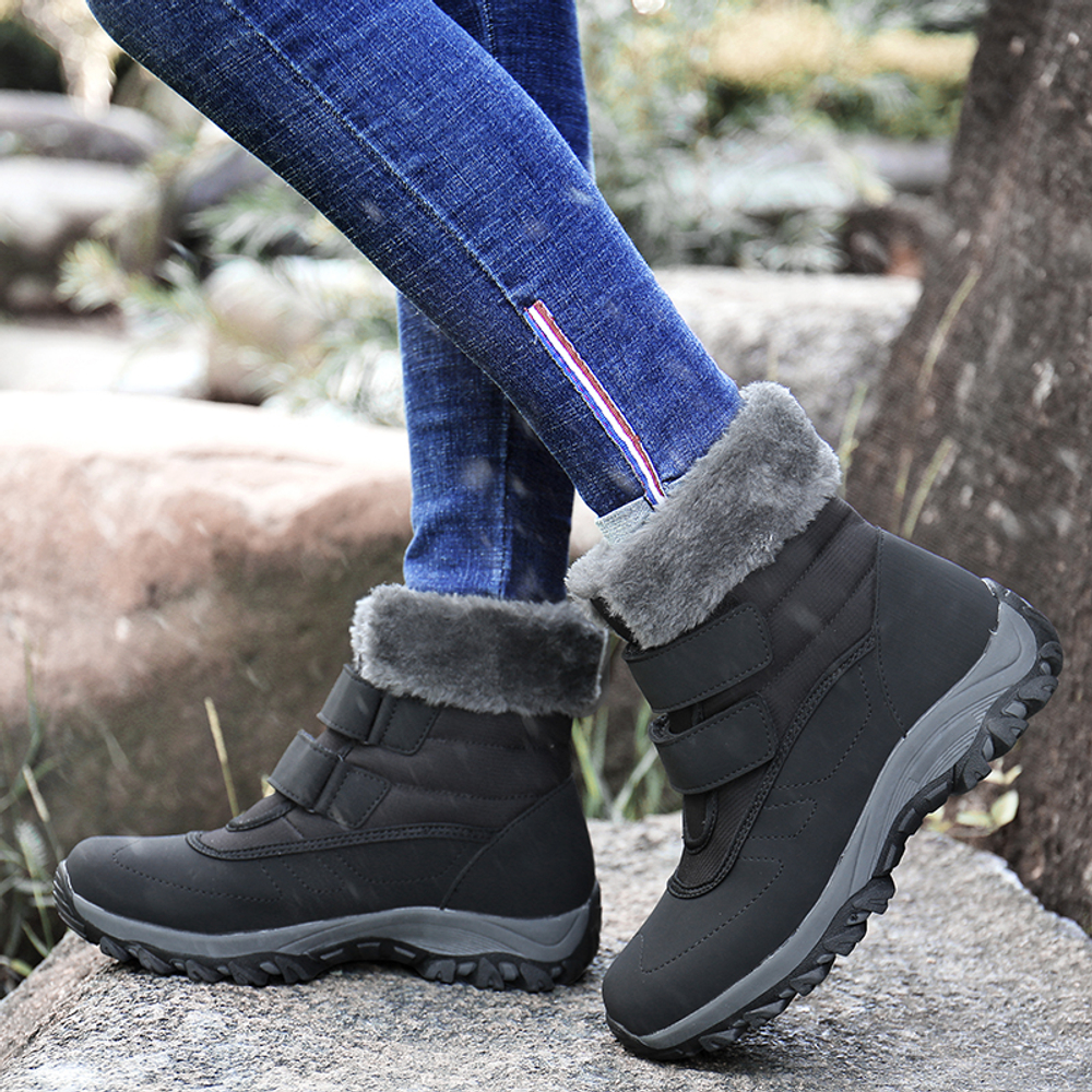 CHENGSHILUOTUO Elderly Insulated Shoes Women"s