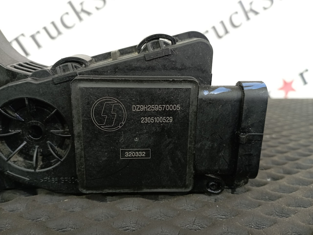 Педаль газа 2023г