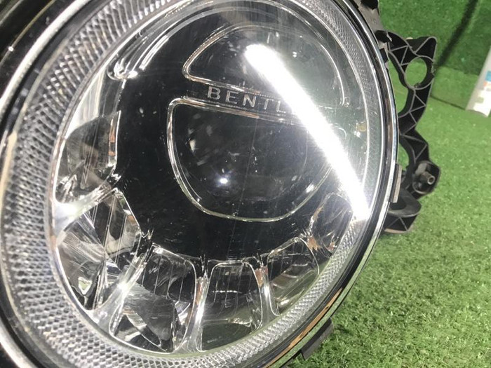Фара левая Bentley Bentayga (2015-2020) LED