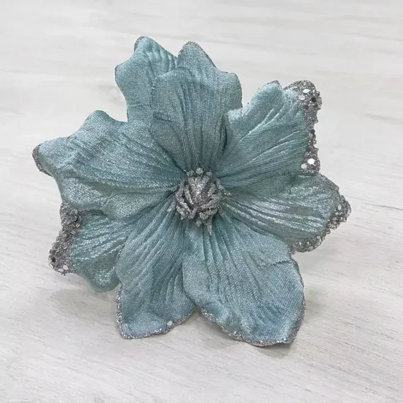 Декоративный цветок Магнолия 20 см., голубой, на клипсе, Christmas DeLuxe (87319)