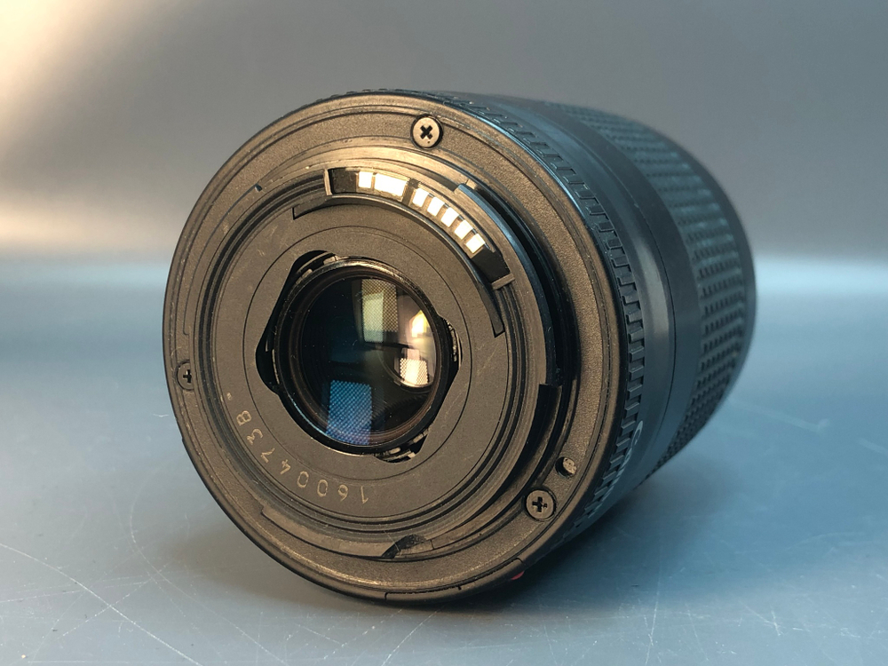 Canon EF 55-200 4.5-5.6 USM