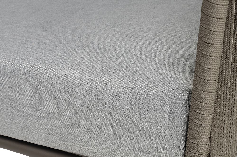 "Багамы" диван 3-местный плетеный из роупа, каркас алюминий бежево-серый (RAL7006) муар, роуп серо-коричневый 23мм, ткань светло-серая