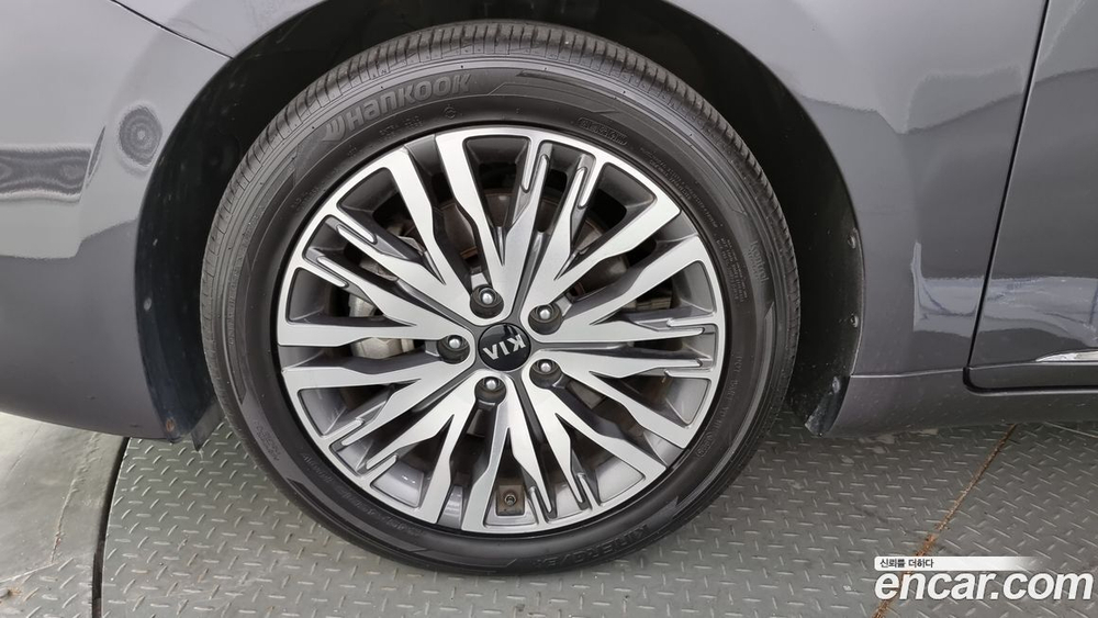 Kia K7 (Cadenza) Premier 2.5 GDI X Editions (11.2020)