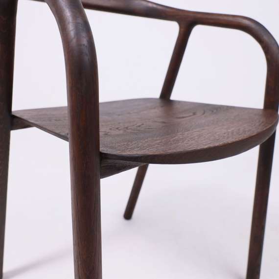 Стул Esse из массива дуба, покрытие венге