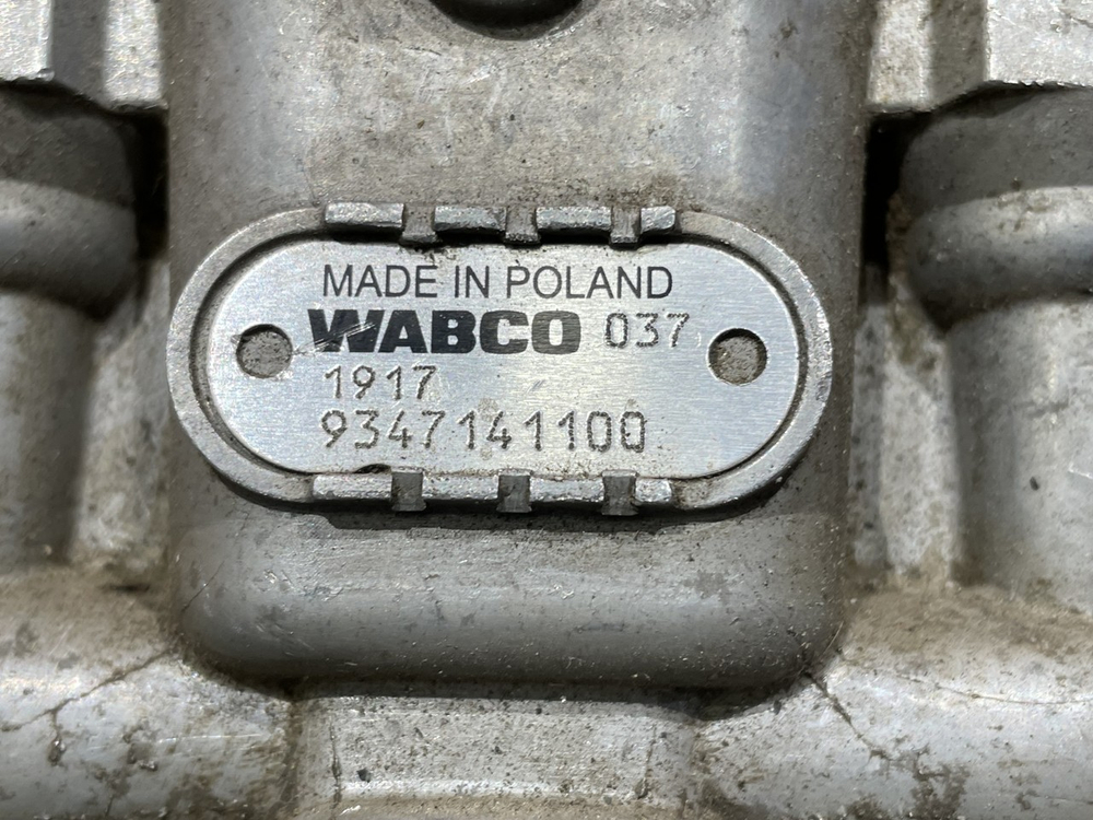 Кран защитный 4-х контурный