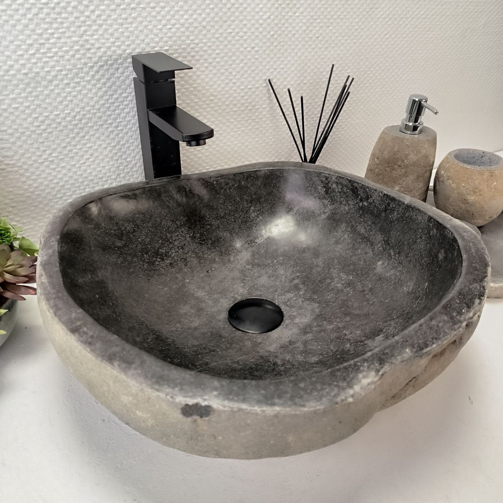 Раковина из речного камня RS63441 (45*43*16) 0123