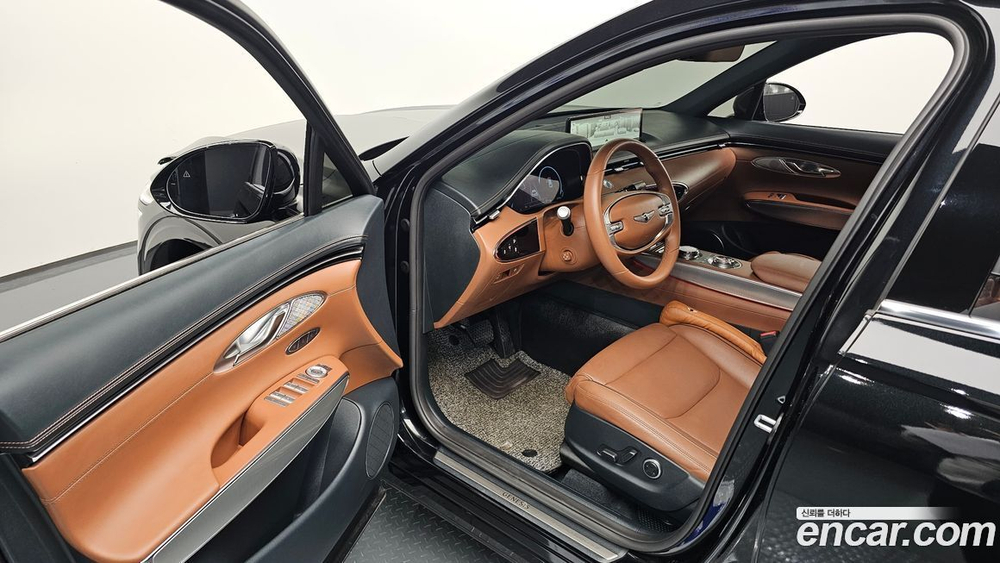 Genesis GV70 2.5T Бензин AWD (12.2022)