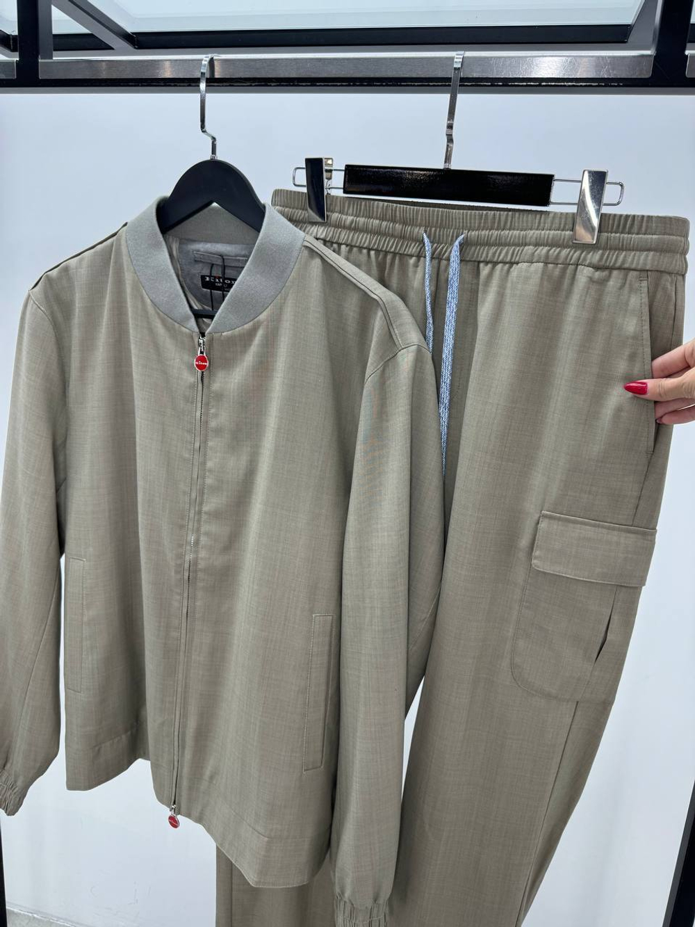Прогулочный костюм Kiton