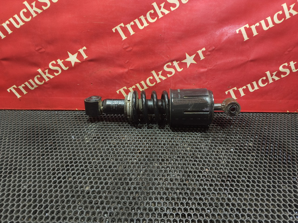 Амортизатор кабины передний 2020г