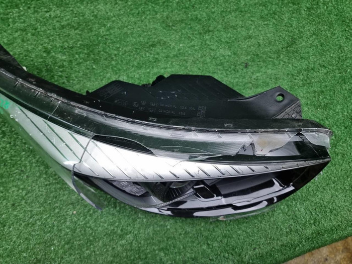 Битая Фара правая Kia Picanto 3 JA (17-21) галоген