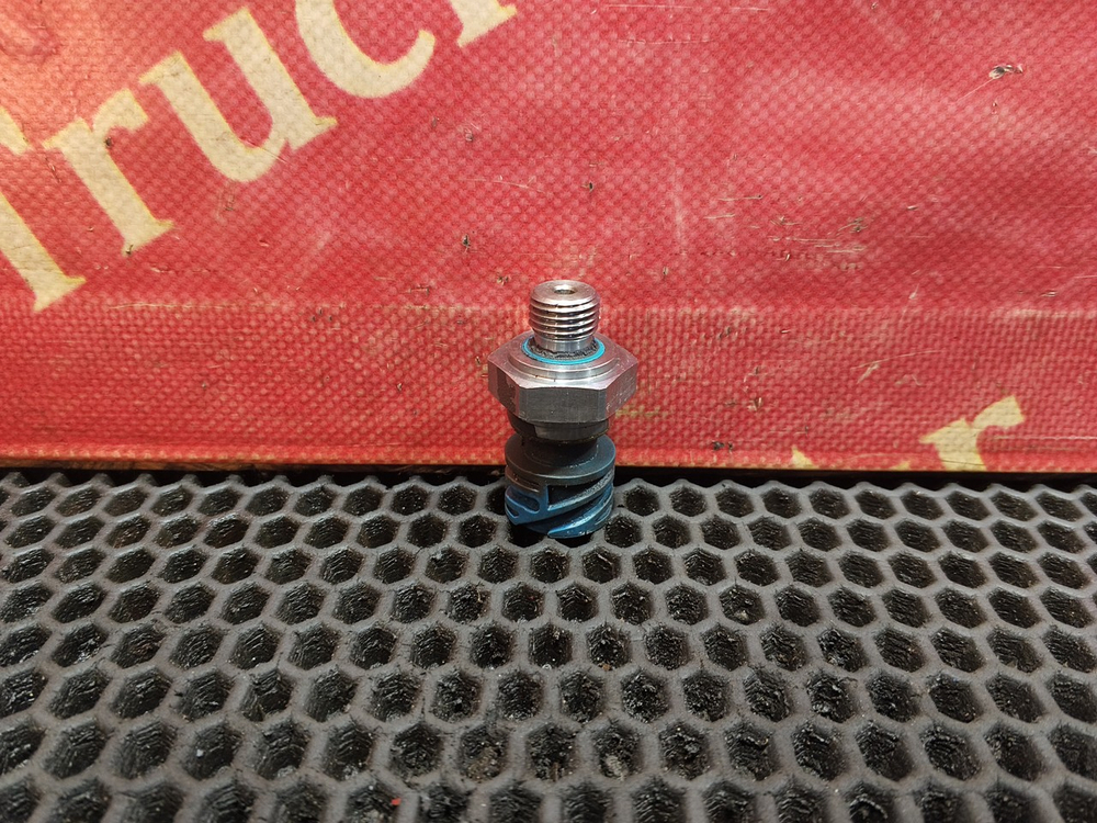 Датчик давления топлива 2020г.