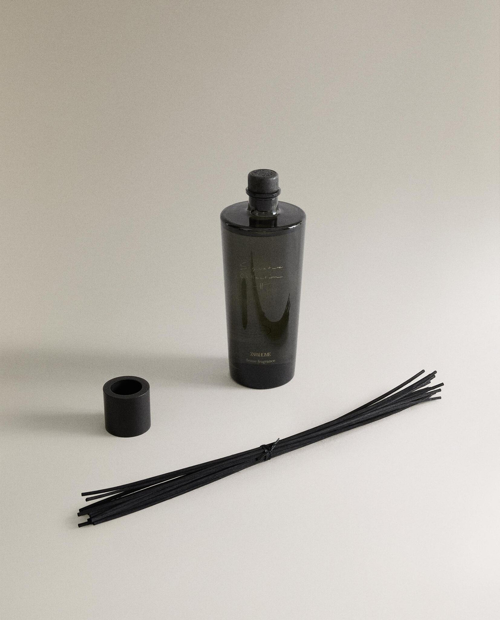 Zara Home SIGNATURE COLLECTION II REED DIFFUSERS — ароматический диффузор с тростниковыми палочками, Коллекция II, 480 мл