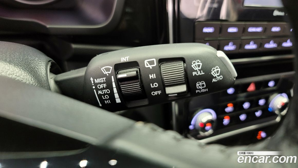 KG Mobility (Ssangyong) Very New Tivoli Бензин 1.5 2WD (05.2021)