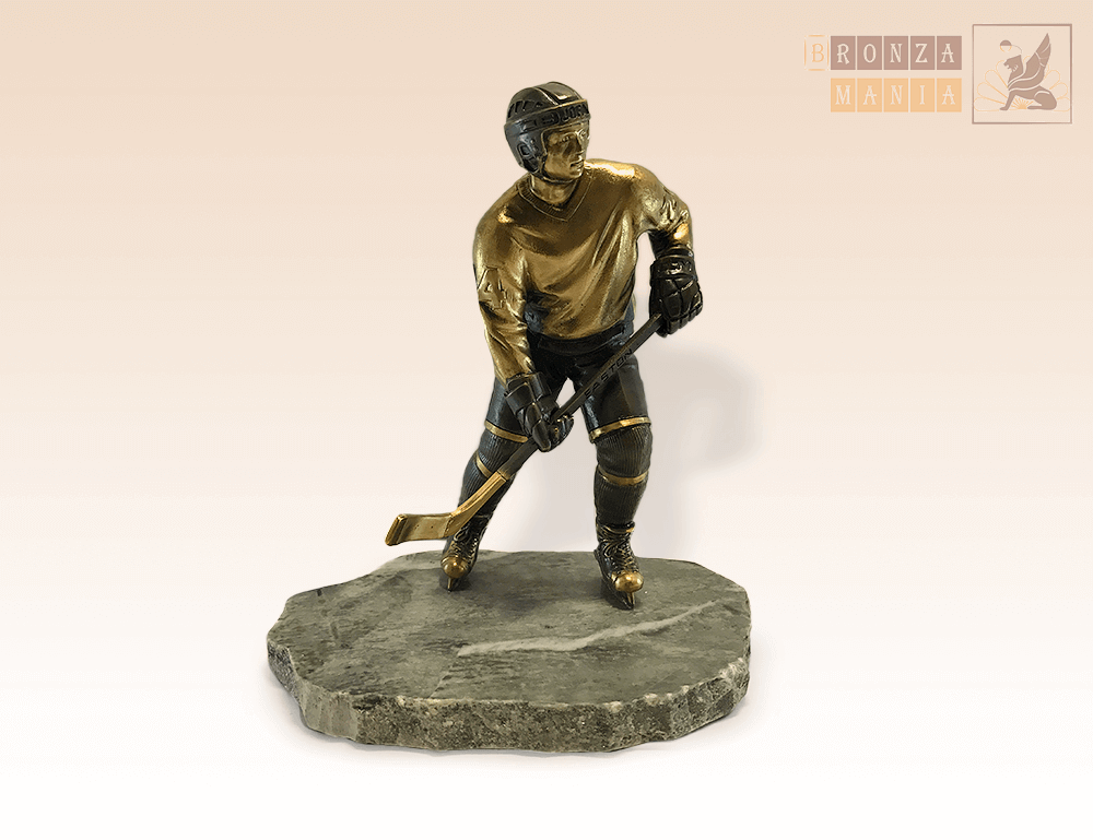 статуэтка Хоккеист