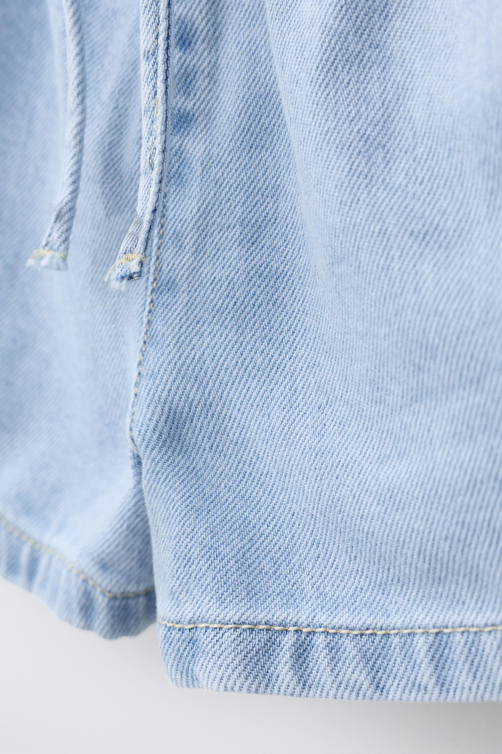 ZARA ДЖИНСОВЫЕ ШОРТЫ, ГОЛУБОЙ