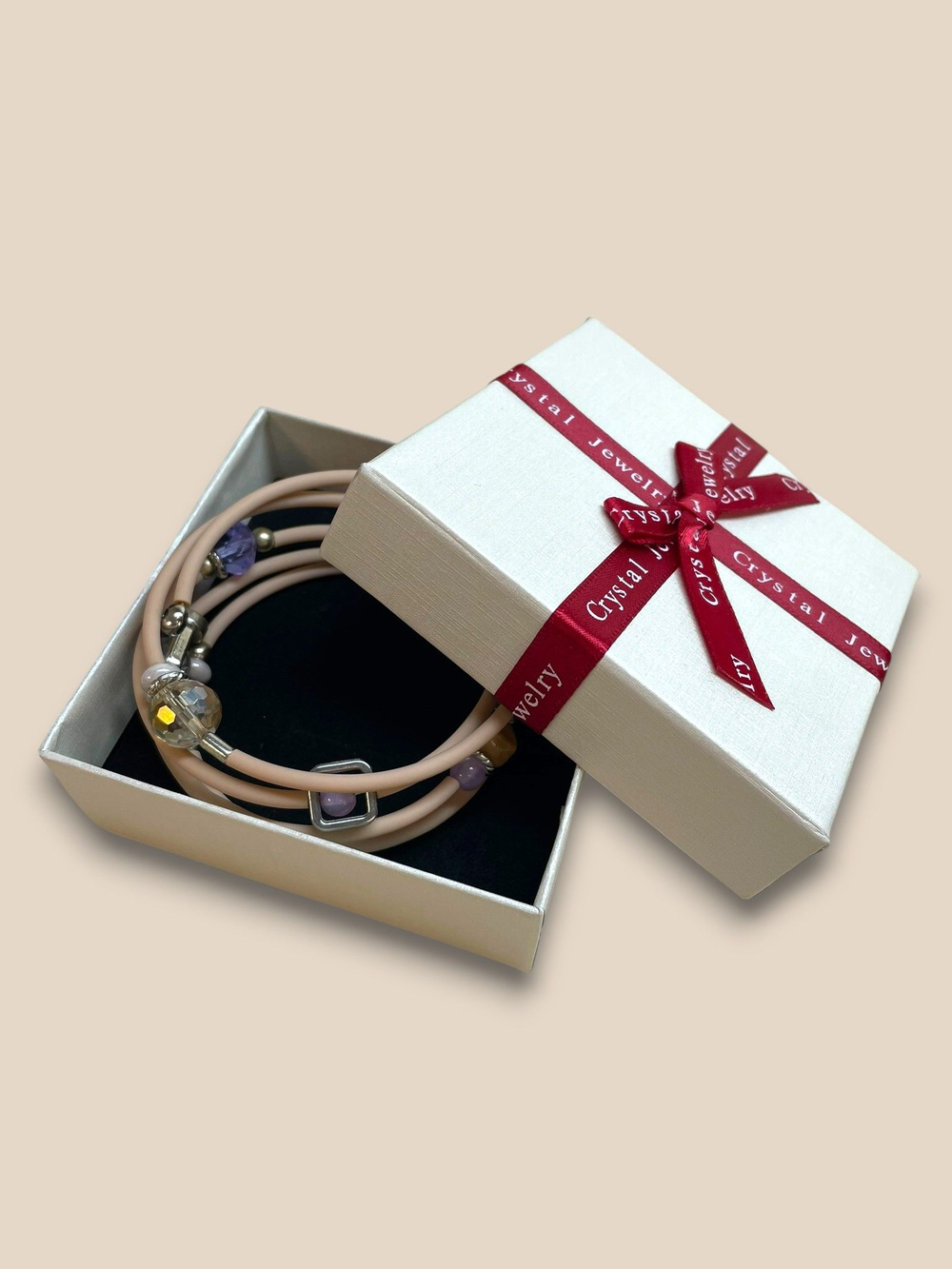 Браслет с бусинами гибкий бежевый