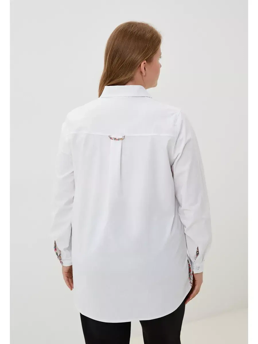 Рубашка белая с отделкой