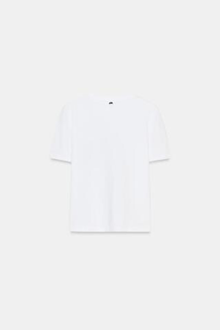 ZARA ФУТБОЛКА С КОНТРАСТНЫМ КАРМАНОМ, БЕЛЫЙ