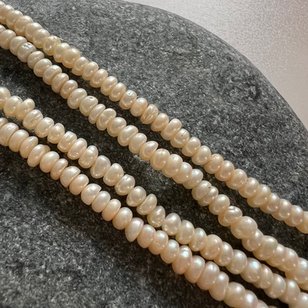 Жемчуг. Камни для изделий на заказ. Цена зависит от вида заказанного изделия