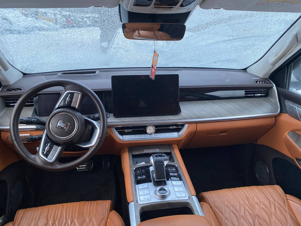 TANK 500 3.0T AT 4WD Premium