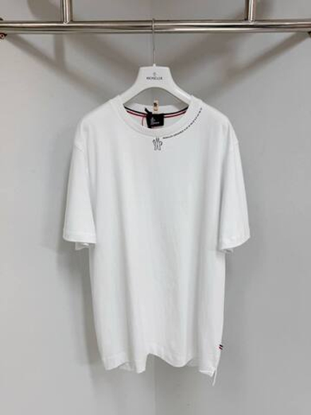 Футболка Moncler