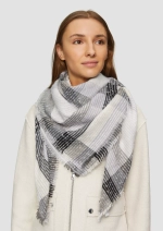 Платок в клетку s.Oliver
