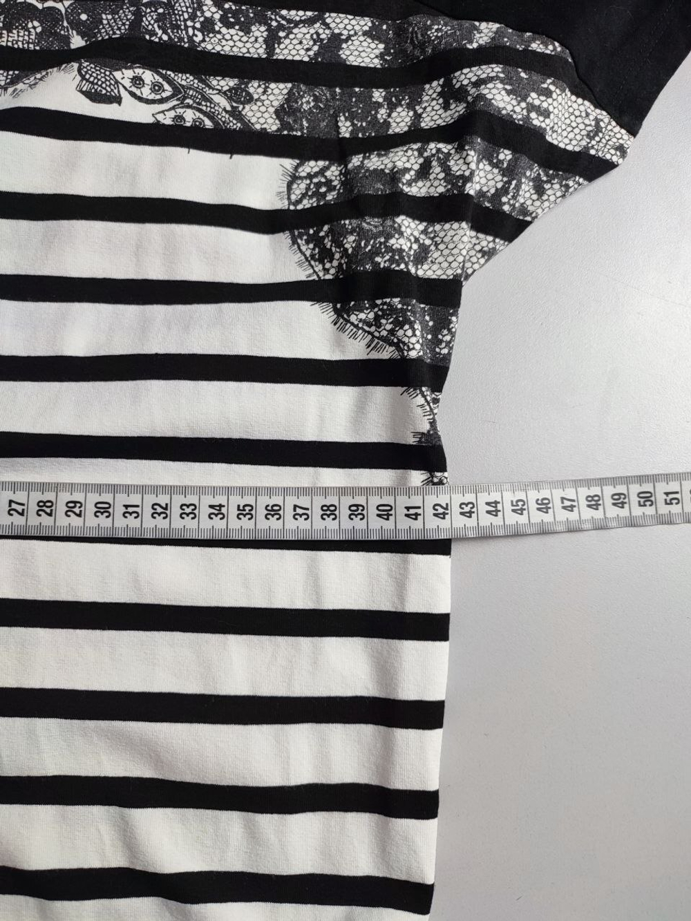 Блузка Laura Scott с кружевом 42-44  размер