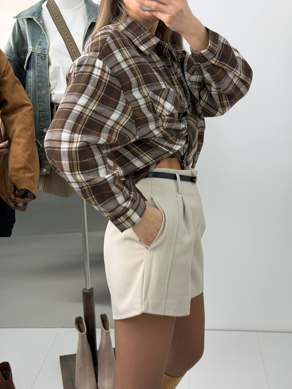 Шорты женские артикул 2537 цвет "бежевый"