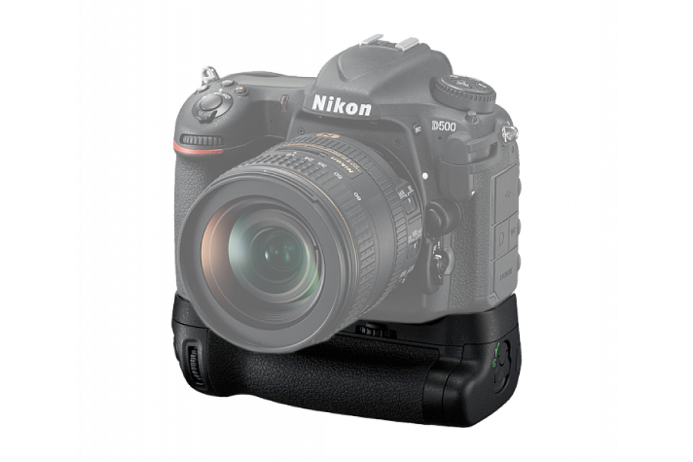 Универсальный батарейный блок Nikon MB-D17 для D500