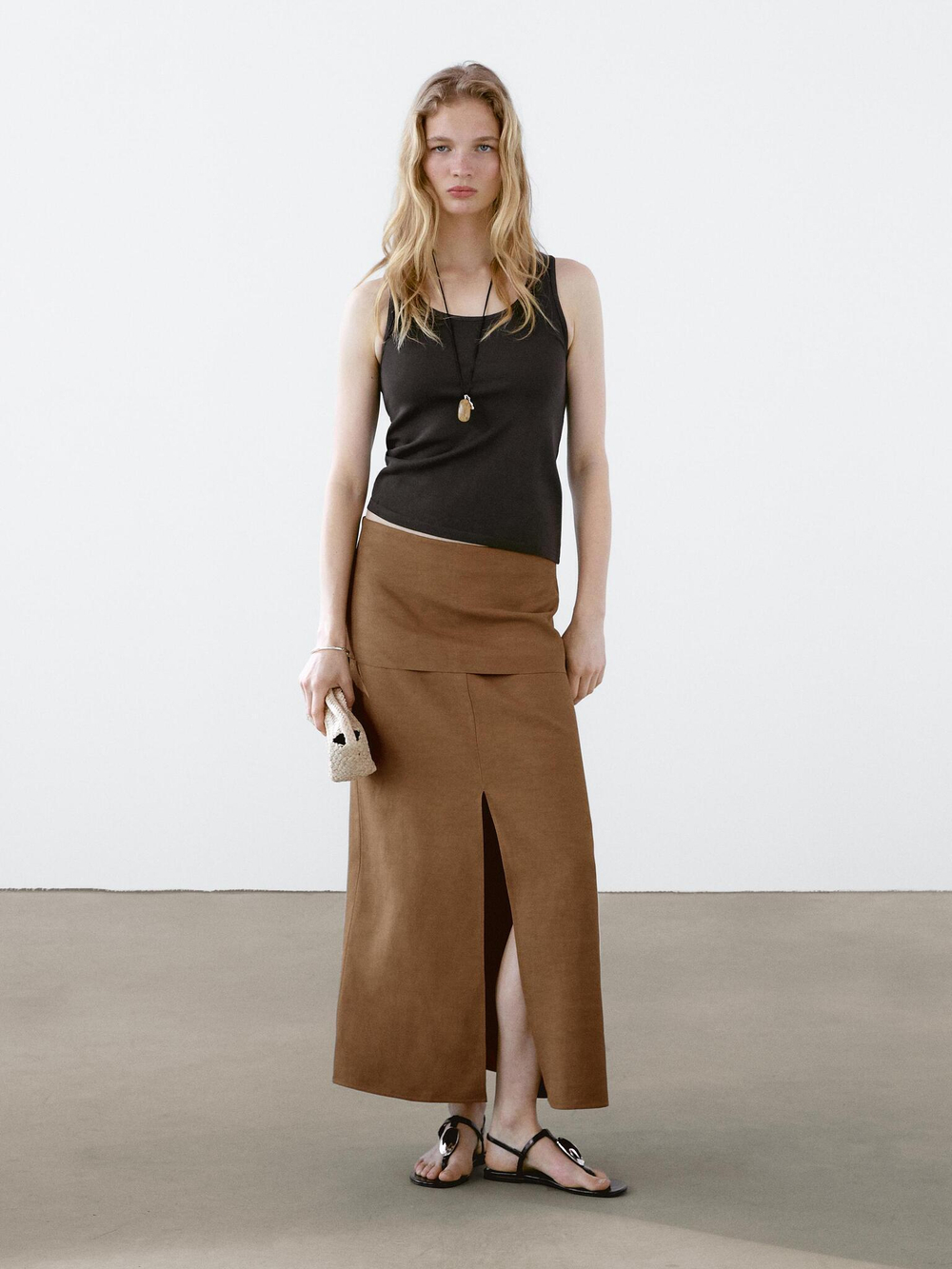 Massimo Dutti Короткая юбка из струящейся ткани с корсетным поясом, горчичный