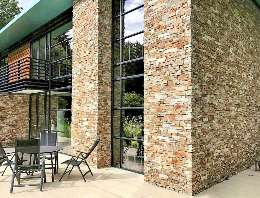 Натуральный камень Кварцит бежевый Pharaon 200x550x20-40 Грубый камень