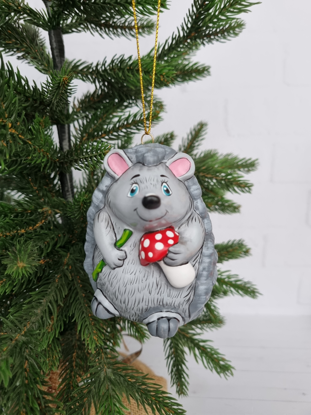 Ёжик ёлочная игрушка из фарфора