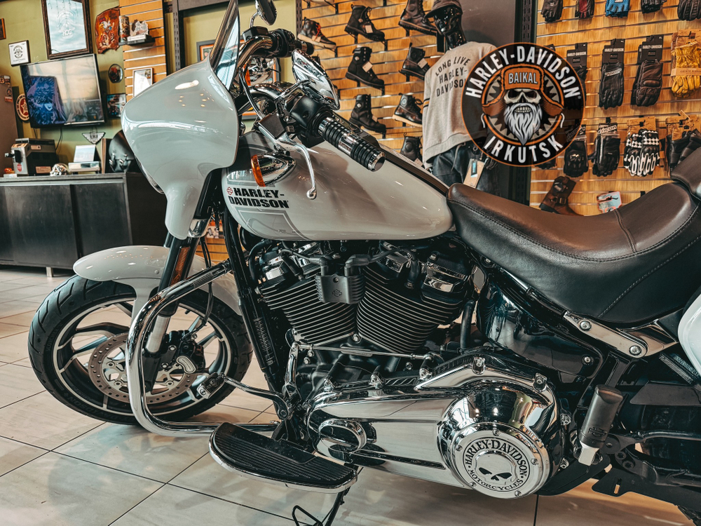 Мотоцикл Harley-Davidson® Sport Glide™