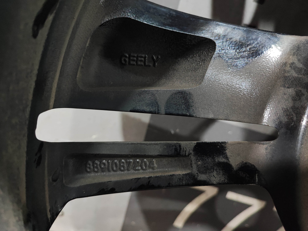 Диск колесный литой R18 Geely Coolray 19-нв Б/У Оригинал 4024074500900