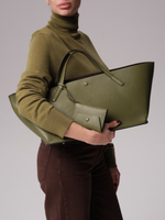 Женская кожаная сумка DBR 31136 зеленая водоросль