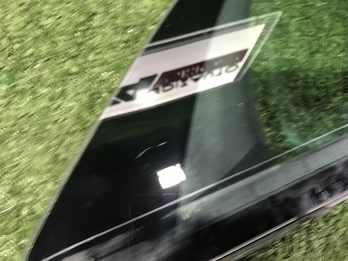 Форточка двери передняя левая Porsche Macan (2014-н.в.)