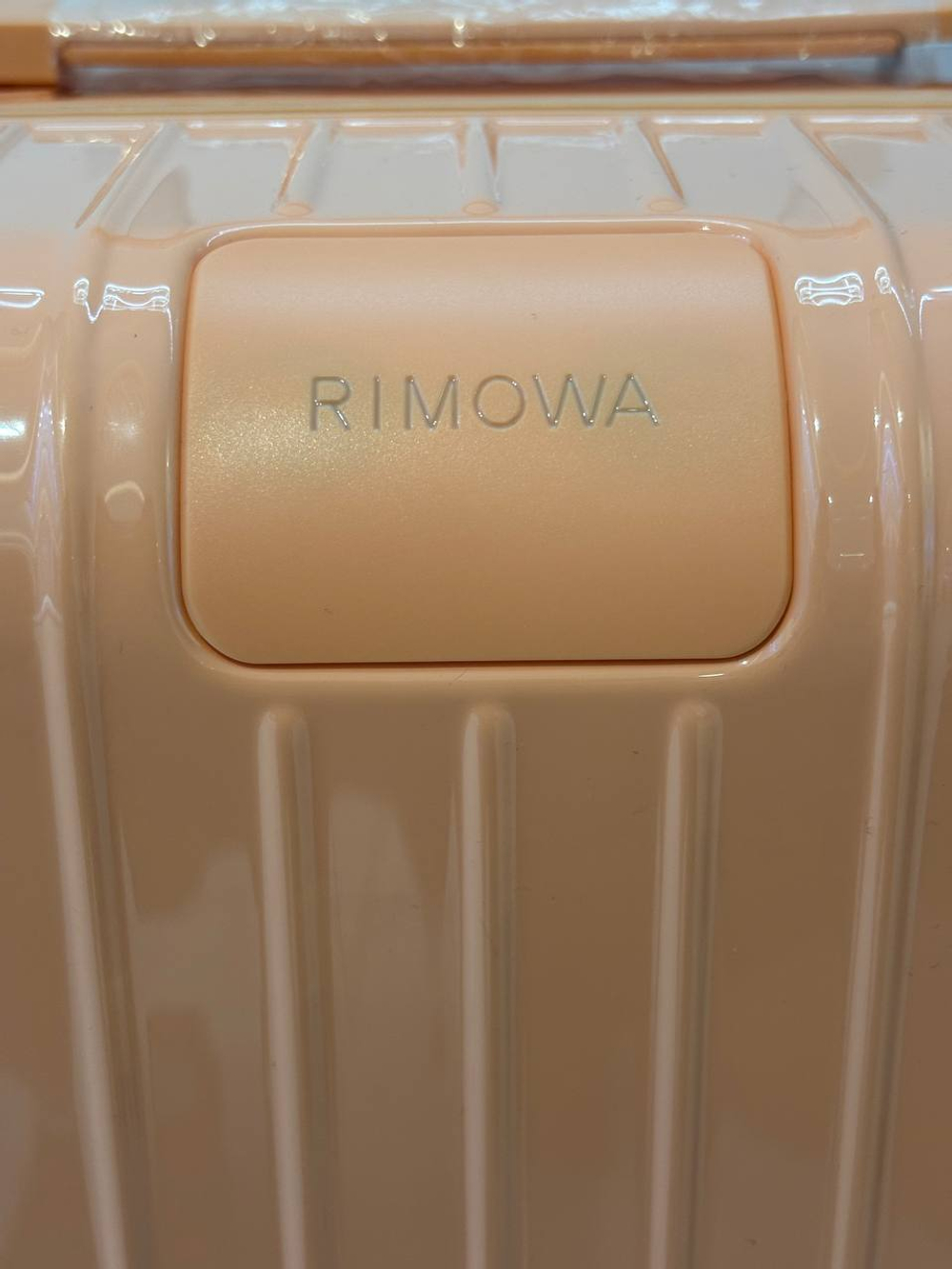 Чемодан Rimowa