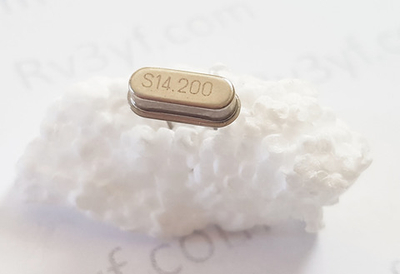 Кварц 14,200 МГц HC-49us лодочка
