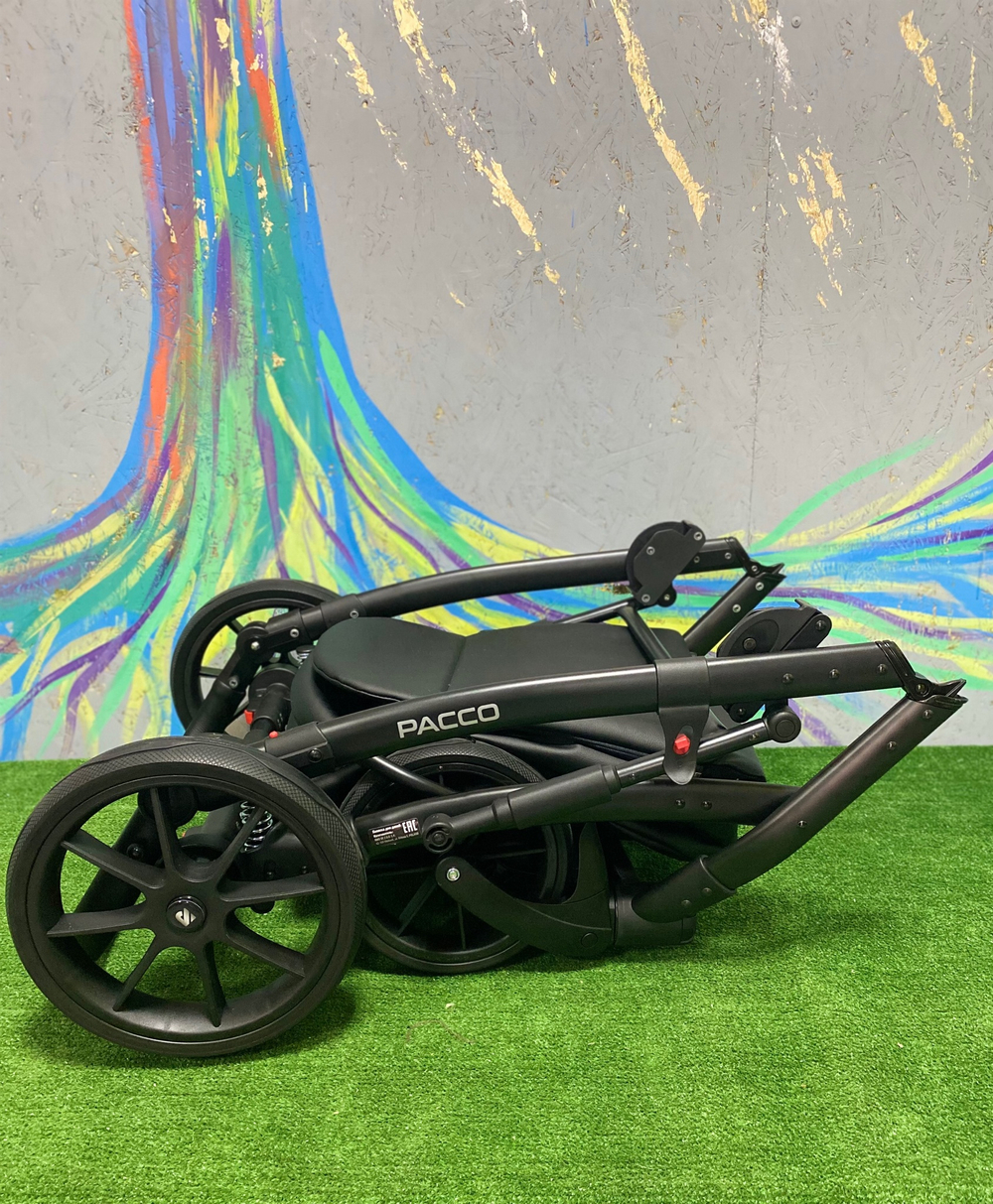 Коляска  PACCO (2 в 1) (RIKO BASIC) 05 Grey Fox (серый-белый)