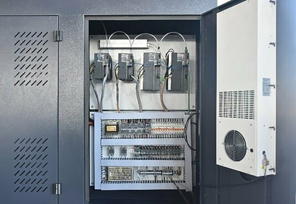 Токарный станок ЧПУ с наклонной станиной MetalTec NEXUS 55M